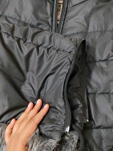 Stylish Padded Jacket with Detachable Fur Hood