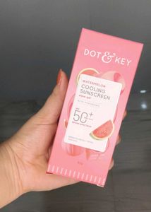 The Dot &amp;key sunscreen