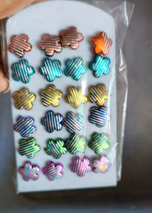 Sparkly Flower Shaped earrings