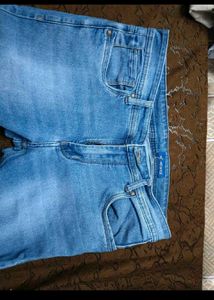 Blue Denim Ke Sath Pink Shirt Free