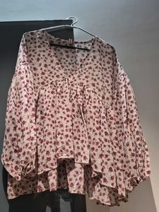Chic Floral Print V-Neck Top