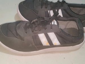 Men's Casual Shoes. Unused.No Offered Coins.