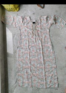 2 Kurtis - one short and another long