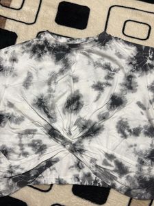 Trendy Tie-Dye Twist Front Top