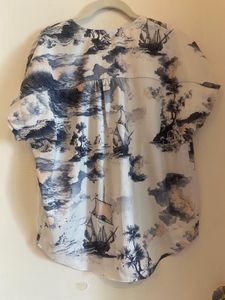 Scenic Print V-Neck Top