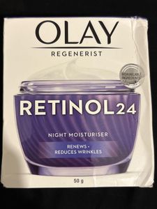 Olay Regenerist Retinol24 Night Moisturiser