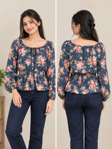 🌸 Beautiful Floral Top + Black Jeans Combo Set 🖤
