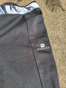 Domayoga Black Geometric Leggings