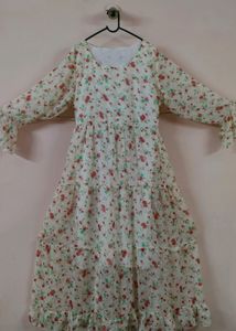 Beautiful Flowy Gown/Dress – Fits S to L