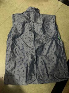Stylish Sleeveless Men's Shirt