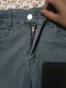 Stylish Grey Skinny Fit Jeans