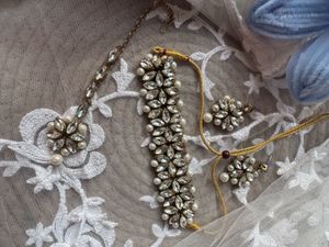 Elegant Pearl &amp; Crystal Jewellery Set