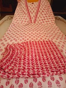 Elegant Pink Printed Kurta Set