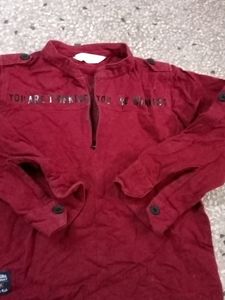 Maroon Colour T Shirt, Full Sillives