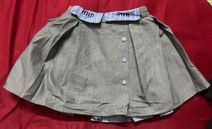 Pleated Skirt with Striped Waistband