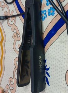 NOVA Hair Straightener