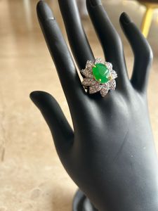 Emerald &amp; Diamond Flower Ring