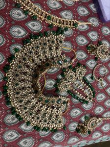 Exquisite Indian Bridal Jewelry Set