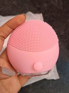 Smytten Face Massager