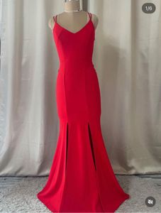 Stunning Red V-Neck Evening Gown