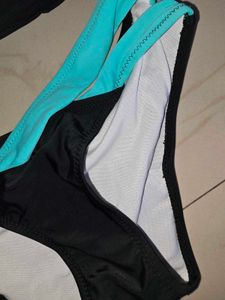 Two-Piece Bikini Set - Black &amp; Teal