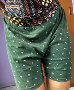 Cute Green Patterned Shorts