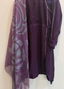 Purple thread Embroidered Kurta Set,Dupatta&amp;Pant