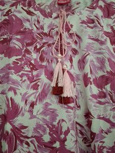 Pure cotton daily wear kurta in floral pattern