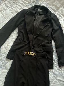 Brand New Chic Black Co-ord Set with Gold Chain De