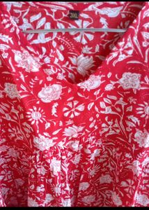 Price Dropped !! Plus Size Cotton Floral Red Top