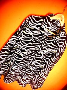 2xl QUIZ BRANDED SHIRT  Stylish Look