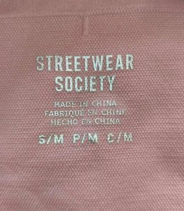 🌸 Pink Seamless V-Neck Camisole Top 🌸