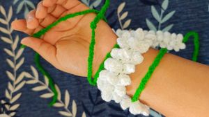 Handmade Crochet Flower gazra