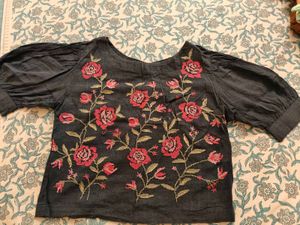 Bombay paisley Cute embroidered top