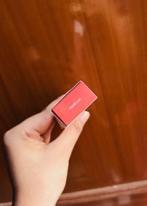 Kay Beauty lip liner - applause