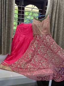 I Am Selling Lehenga Choli.