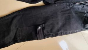 Black Cargo Jeans