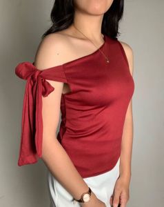 Chic One Shoulder Red Top