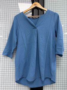 Blue 3/4 Sleeve Top
