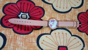 Stylish Flower Design  Watch for Women.girls