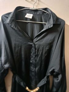 Chic Black Satin Shirt Dress with Chain Belt