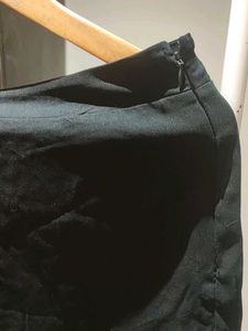 Chic Black Mini Skirt with Ruffle Hem