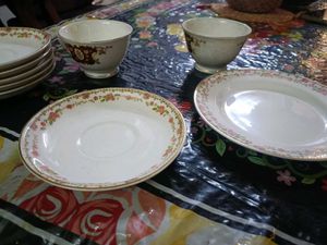 Dining Table Crockery