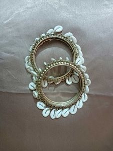 Seashell Charm Bangles (Set of 2)