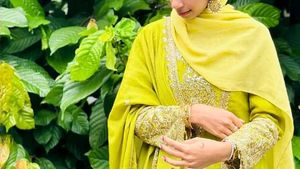 ✨Pretty Pakistani Kurta Set 🦢🍃