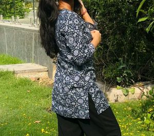 Stylish Blue Printed Kurta