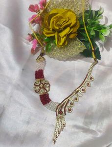 Segment Crystal Ad Necklace