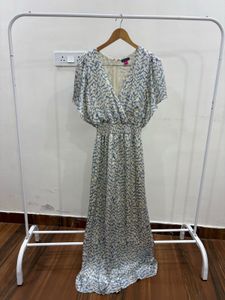 Abstract Silver Print Flutter Sleeve Midi Dress