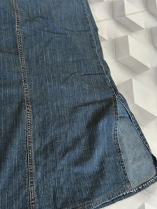 Denim Long Skirt 💙 (fixed)