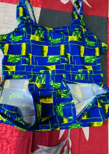 comfortable swimming set